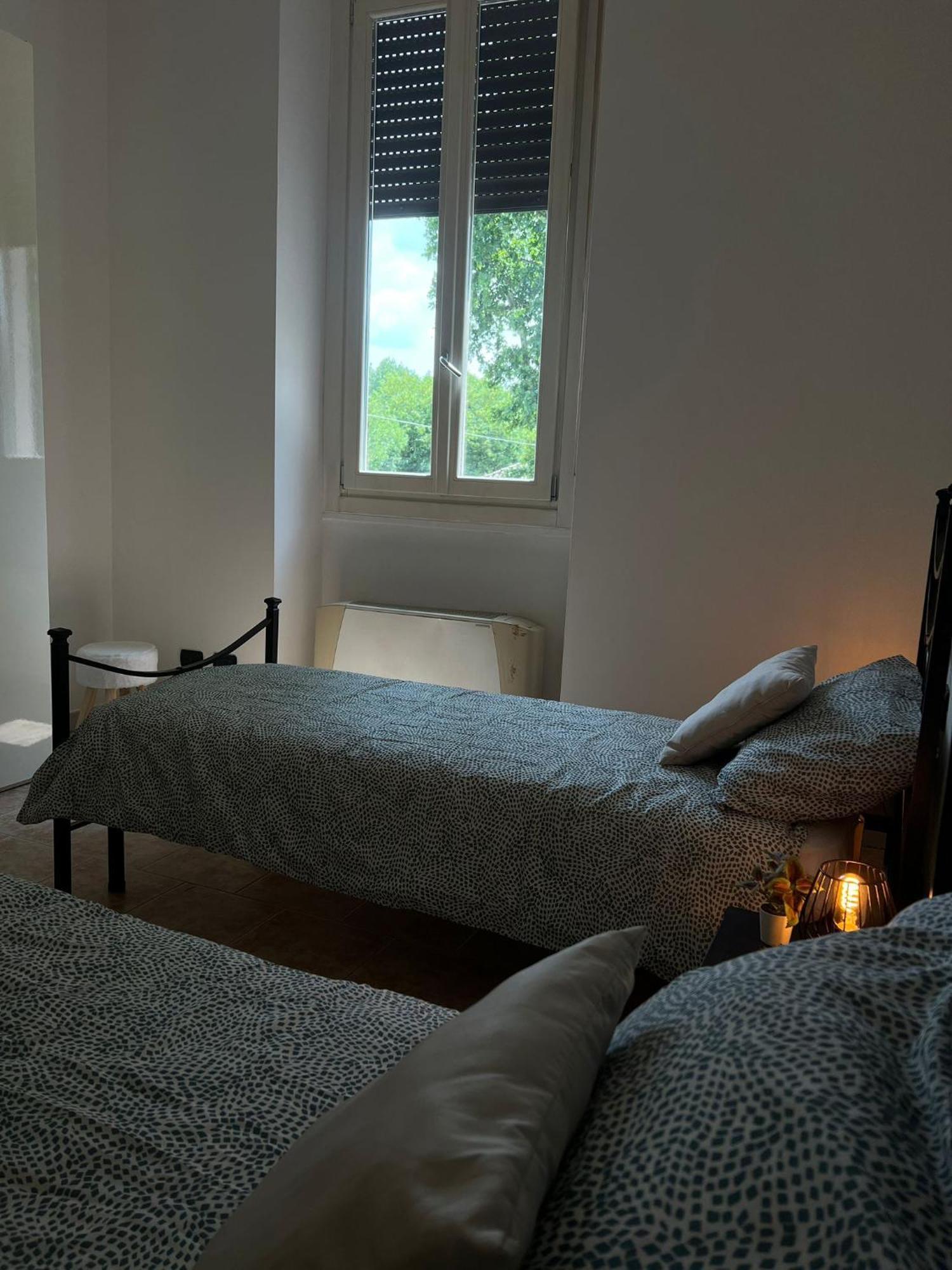 Casa Polly 2 - Ampio E Comodo Appartamento A Voghera Zewnętrze zdjęcie